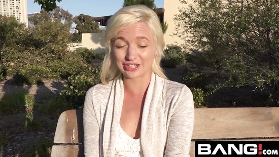 Снял на улице блондинку и уболтал на кастинг