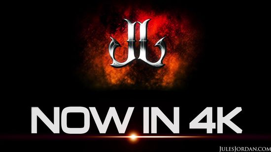 Елена Кошка смачно трахается с татуированным пендосом