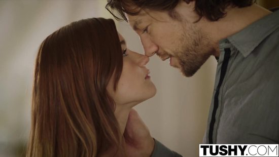 Первый анал юной студентки с репетитором по французскому