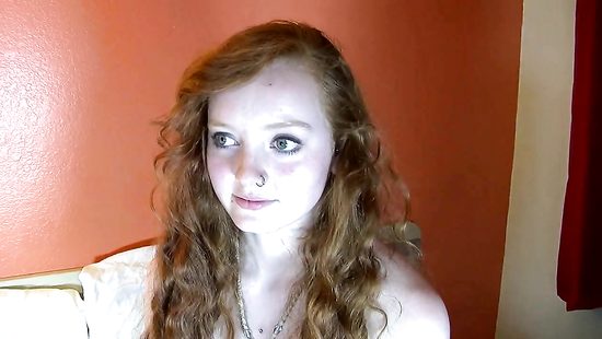 Рыженькая девочка на любительском кастинге