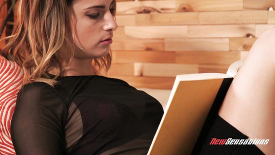 Любитель БДСМ связал телочку и жестко оттрахал своим длинным членом