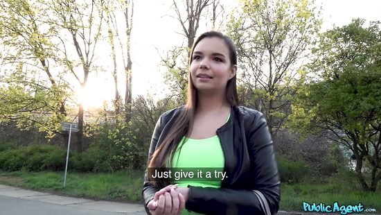 Пацан развел потаскушку на минет и секс за деньги