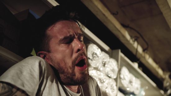 Тёлочка выкрала мужика, чтобы удовлетворить свою похоть