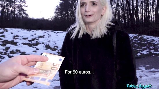 Парень снял худую студентку за 1000 евро