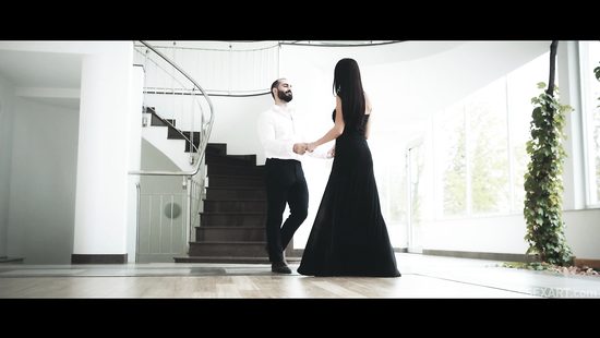 Дежурный отсос перед походом в ресторан, для аппетита