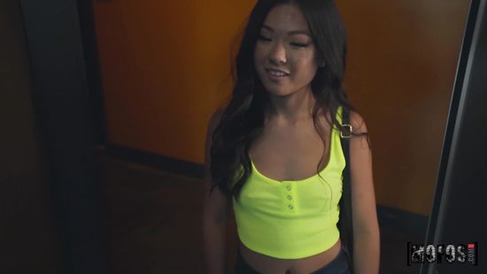 Хотел пошутить, а получилось даже трахнуть