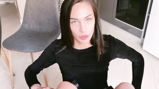 И глаза шикарные, и сосет божественно