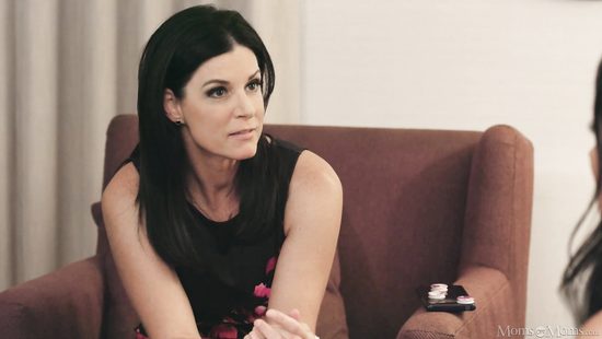 Винишко плюс кунилингус, и о мужиках можно позабыть