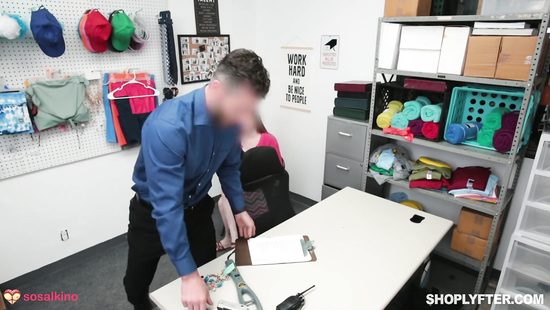 Лучше наполнить глотку, чем улететь за решетку