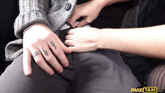 Утренний стояк водителя не прошел зря