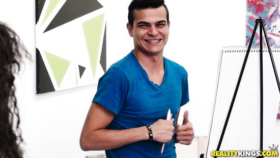 Художница захотела натурщика и организовала секс с ним