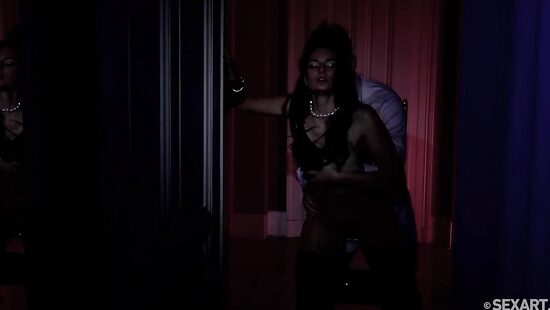 Красота движений в темноте