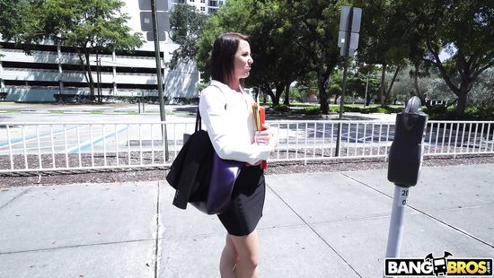 Умение разводить на трах даже стесняшек