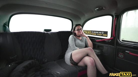 Таксист оказался бывшим пикапером