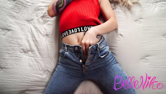 Быстрый анал, пока родителей дома нет