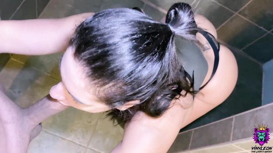 После горячего джакузи только попку и разминать