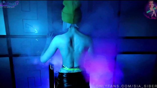 Киберпанк девочкам нравятся только лесбийские кремпаи