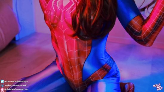 В роли жены человека-паука можно и кремпай принять