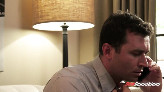 Притягательная блондинка напросилась на жесткий трах