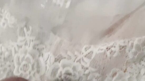 Дрочит на трусики мамы