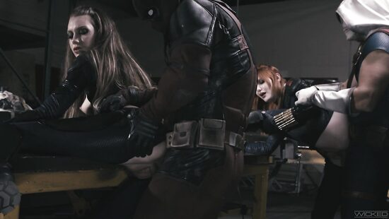 Дедпул готовы выебать всех подружек черной вдовы