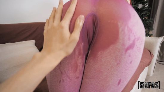 Для студий можно и попку открыть