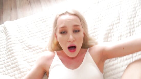 Эффект неожиданности приводит к сперме на животике