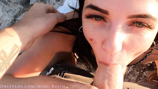 Туристические тропы устланы спермой