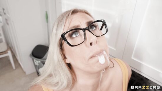 Нюхни черного пороху в пороховницах