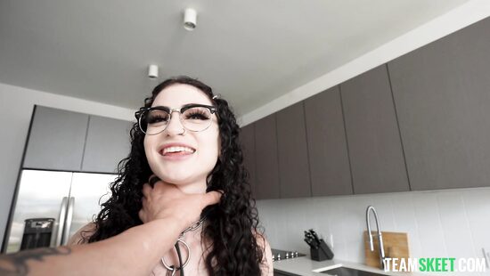 На коротком поводке