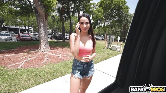 С мокрой мечтой из самой Колумбии