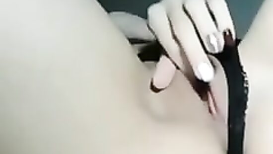 моя сладкая пися хочет больших и толстых членов!!!