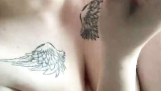 Показываю своих подружек