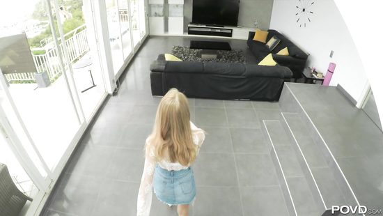 Мая Коноваленко сделала другу сказочный минет и оседлала толстый пенис