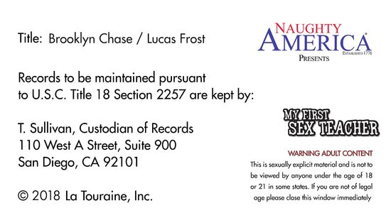 Роскошная училка в колледже дает уроки секса неопытному студенту