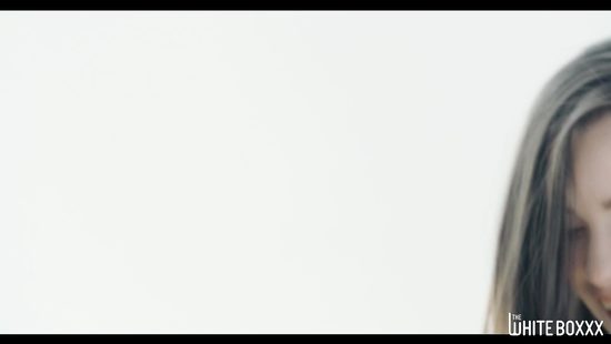 Украинка и русская занимаются чувственным однополым сексом