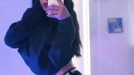 ;) я малышка