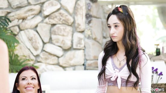 Традиционные устои в её доме