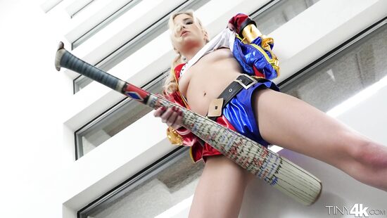 Harlequin Halloween In 4K