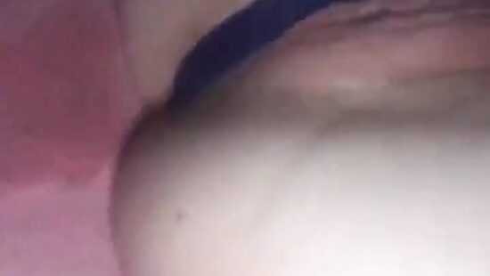 Немножко опписалась, когда играла с кисой))