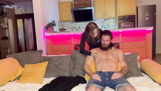 Как тебя отблагодарить за помощь?