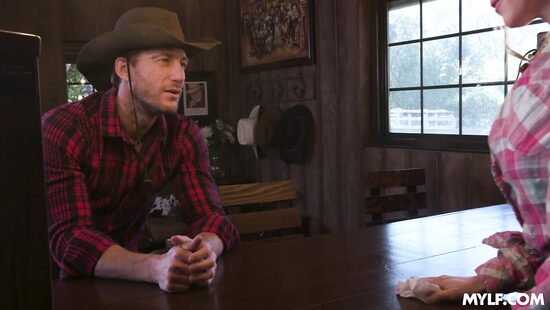 Салун "Деревенская мамочка"