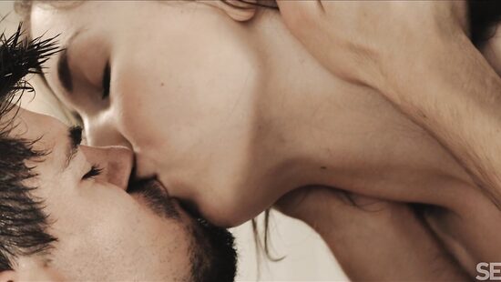 Член такой же романтический, как и душа?