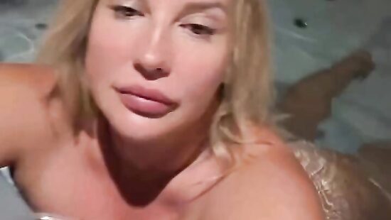 Не хватает кого-то рядом