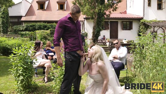 Жених сбежал, невеста возбудилась