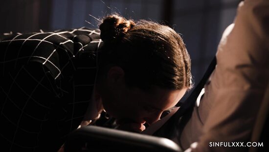 Рост акций сексуальности. Ставка первая