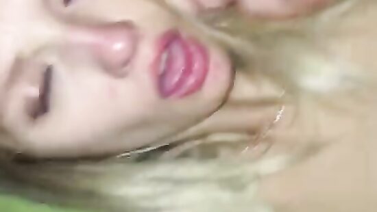 Сама напросилась ))