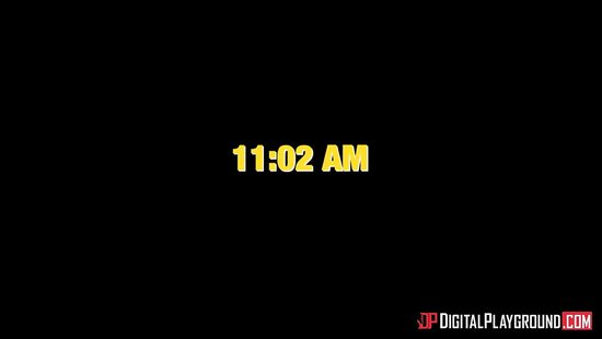 У барной стойки бородатый мужик натянул на кукан двух грудастых азиаток