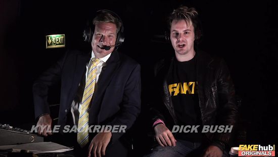 Рефери на ринге прекратил бой и просто трахнул драчливых лесбиянок