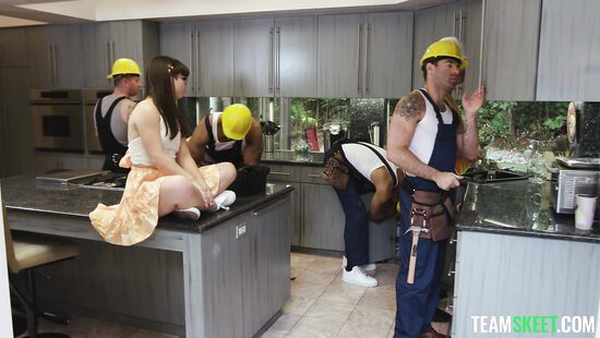 Нахуй разрушать, давайте сразу строить руины